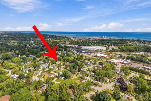 316 S Garfield AVENUE, Port Washington, WI 53074