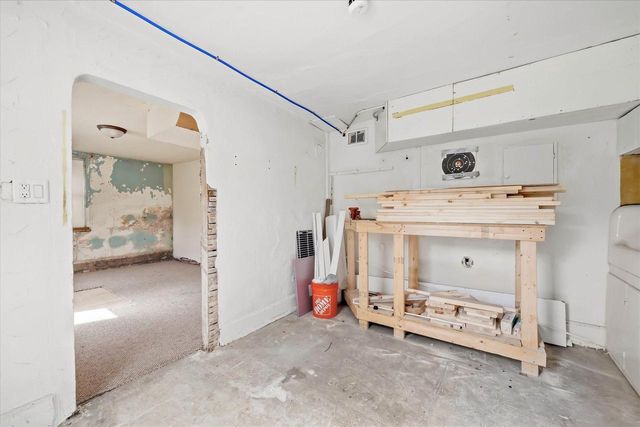 316 S Garfield AVENUE, Port Washington, WI 53074
