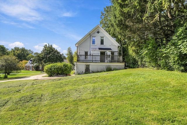 316 S Garfield AVENUE, Port Washington, WI 53074