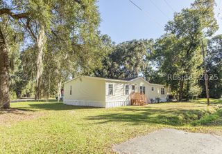 7 Allendale St, Bluffton, SC 29910
