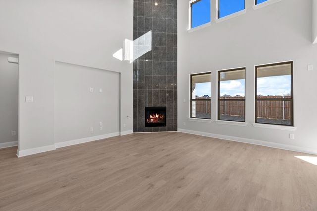 1500 Overbrook Parkway, Aubrey, TX 76227