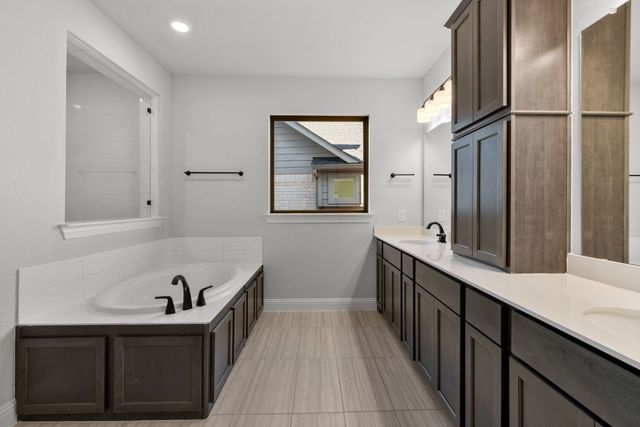 1500 Overbrook Parkway, Aubrey, TX 76227