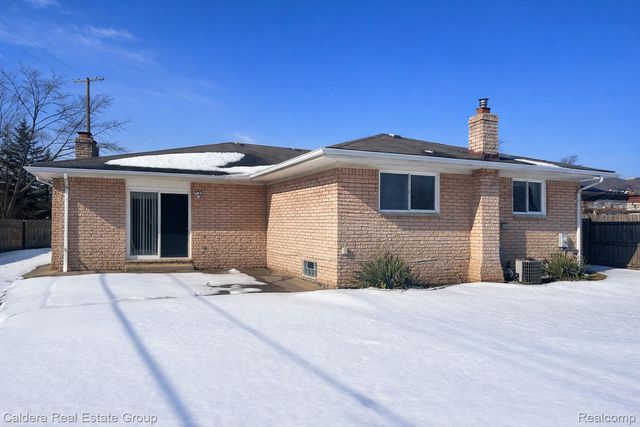 32600 Haggerty Drive, Roseville, MI 48066