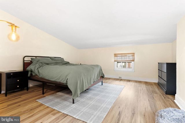 32 POTTER ST, Haddonfield, NJ 08033