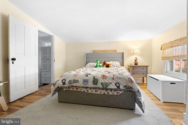 32 POTTER ST, Haddonfield, NJ 08033