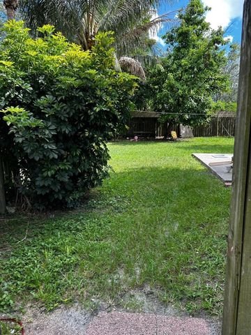 3510 NW 73rd Way, Coral Springs, FL 33065