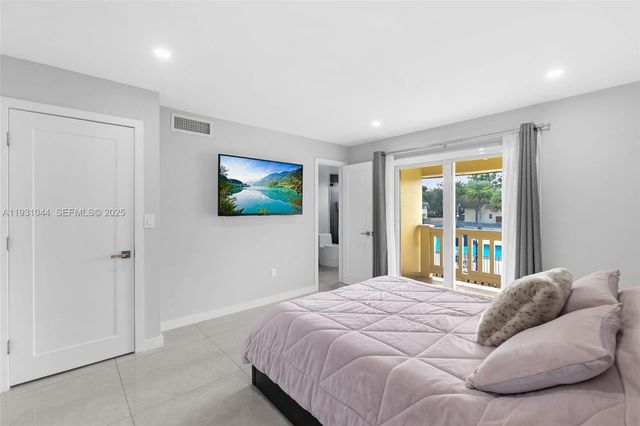 8443 SW 137th Ave 8443, Miami, FL 33183