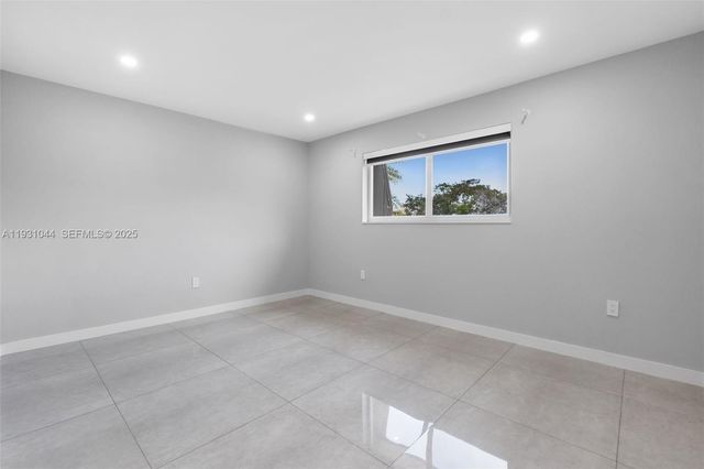 8443 SW 137th Ave 8443, Miami, FL 33183