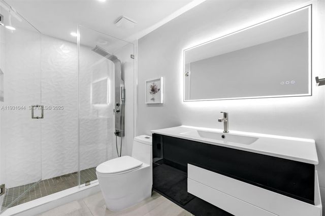 8443 SW 137th Ave 8443, Miami, FL 33183