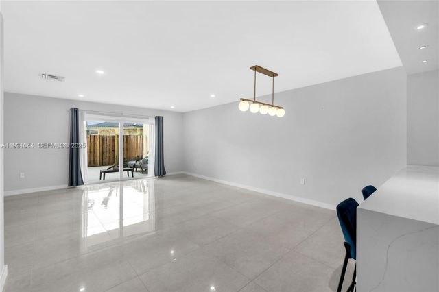 8443 SW 137th Ave 8443, Miami, FL 33183