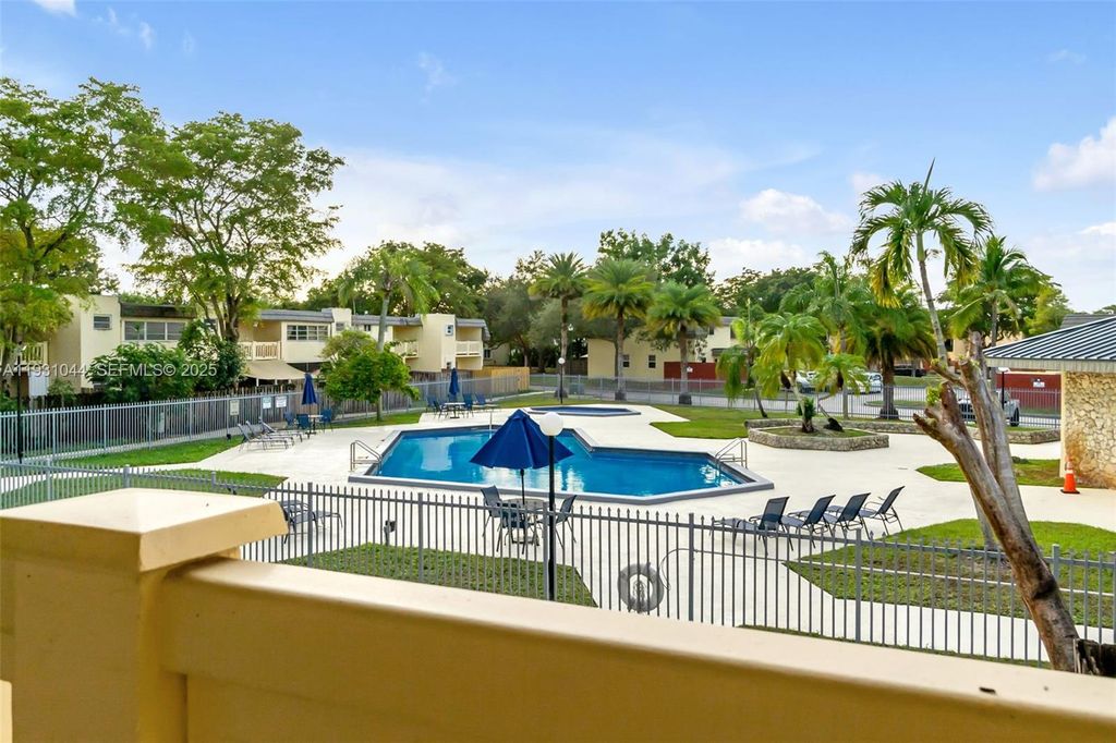 8443 SW 137th Ave 8443, Miami, FL 33183