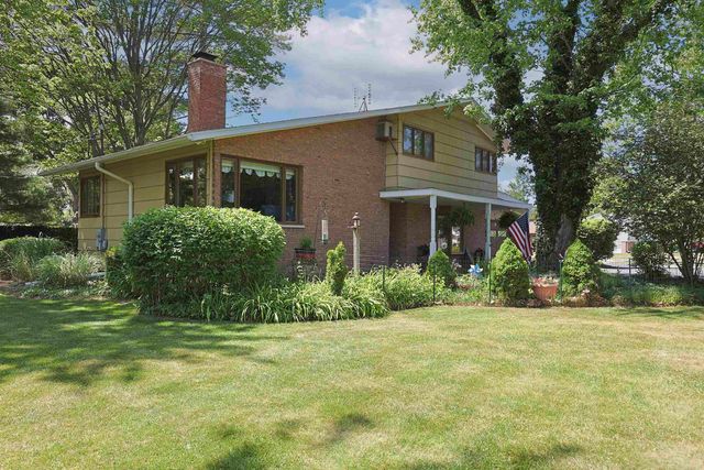 2008 Rapanos Drive, Midland, MI 48642