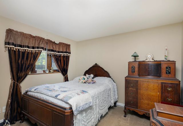 2008 Rapanos Drive, Midland, MI 48642
