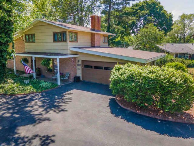 2008 Rapanos Drive, Midland, MI 48642