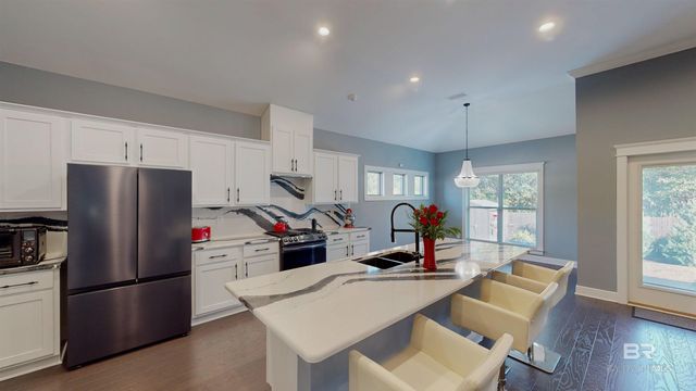 114 Ornate Avenue, Fairhope, AL 36532