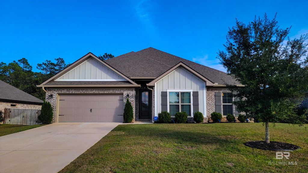 114 Ornate Avenue, Fairhope, AL 36532