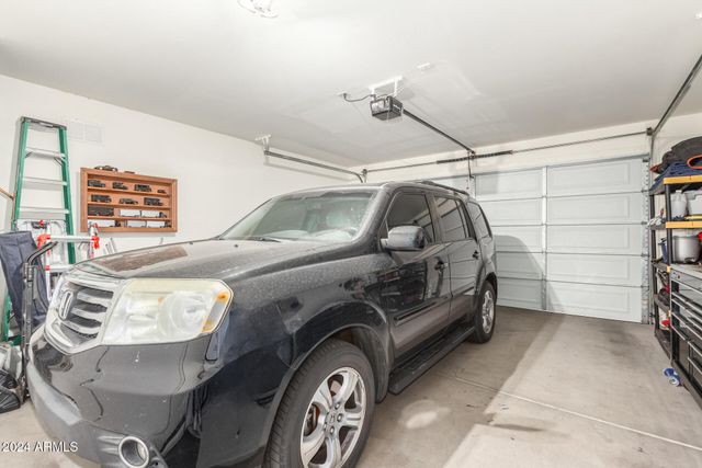550 W Tallula Trail, San Tan Valley, AZ 85140