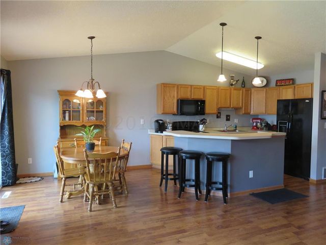 3400 16th Street S, Moorhead, MN 56560
