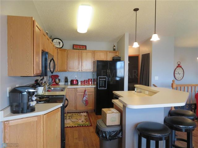 3400 16th Street S, Moorhead, MN 56560