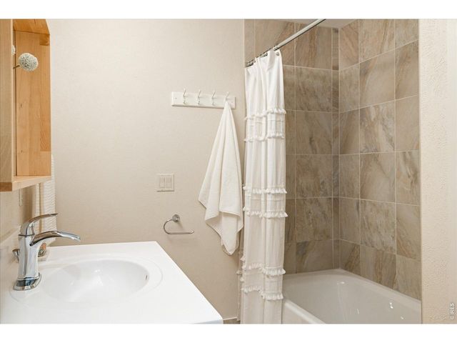 3006 Redstone Ln E1, Boulder, CO 80305