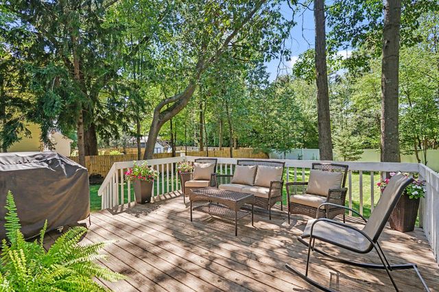 5071 Shady Creek Drive, Muskegon, MI 49441