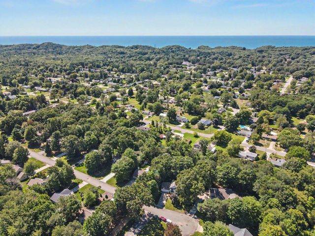 5071 Shady Creek Drive, Muskegon, MI 49441