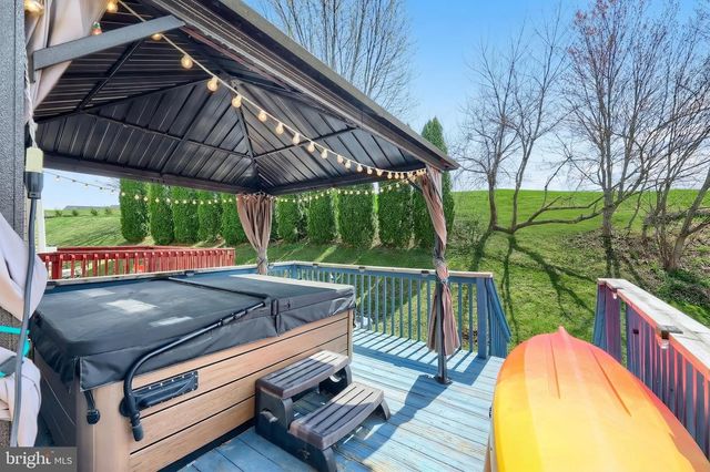 53 ZACHARY DR, Hanover, PA 17331