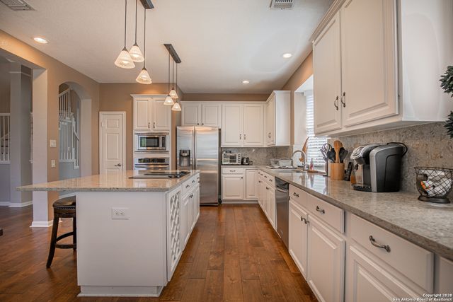 23223 Whisper Canyon, San Antonio, TX 78258