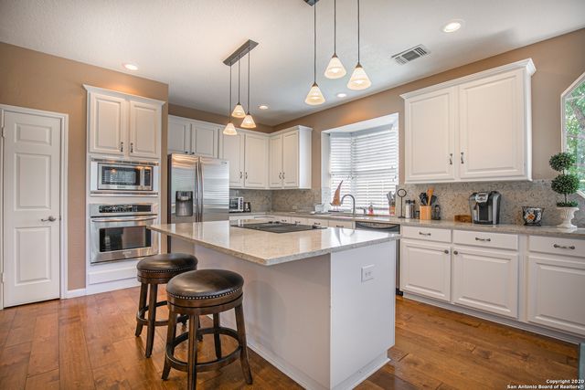 23223 Whisper Canyon, San Antonio, TX 78258