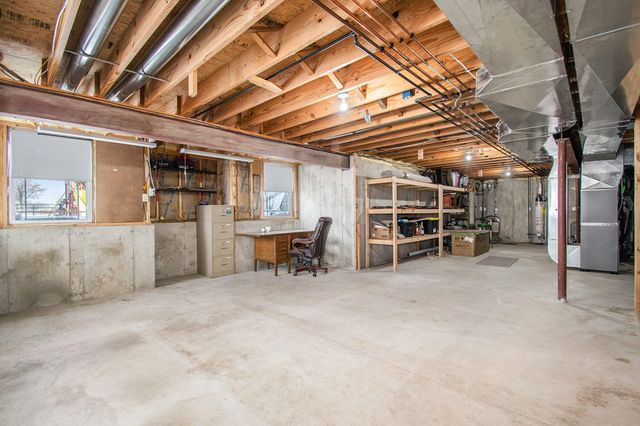 9237 W 1100 S, Wanatah, IN 46390