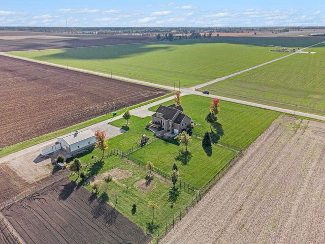 9237 W 1100 S, Wanatah, IN 46390