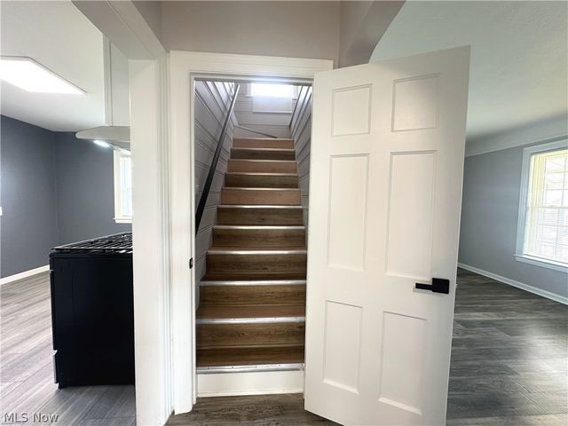 6332 State Road, Parma, OH 44134