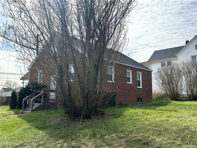 6332 State Road, Parma, OH 44134