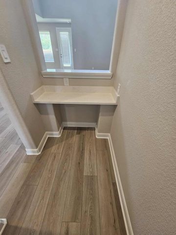 205 Raine Manor Court, Montgomery, TX 77316