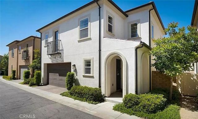 21765 Propello Drive, Saugus, CA 91350