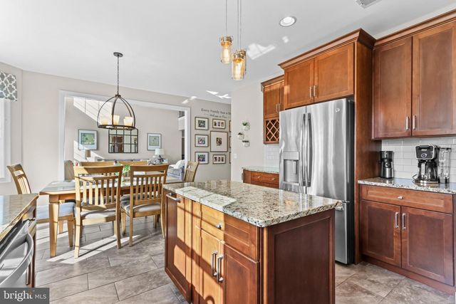 113 ASHVIEW CT, Nazareth, PA 18064