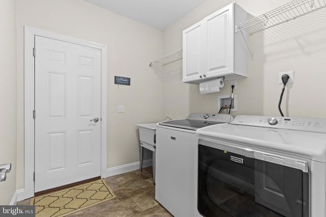 113 ASHVIEW CT, Nazareth, PA 18064
