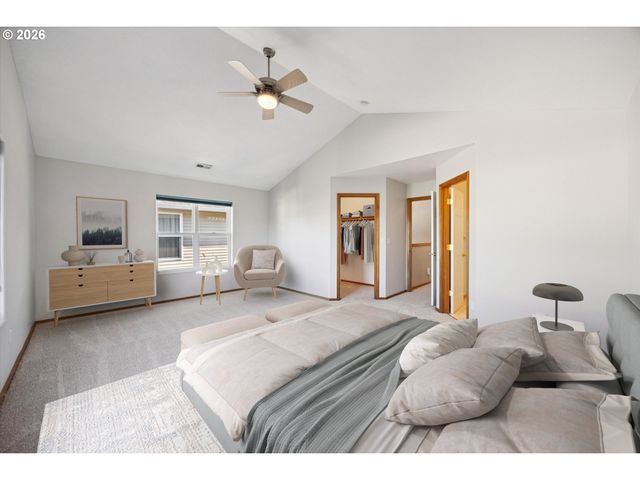 162 ALLI Ct, Gladstone, OR 97027