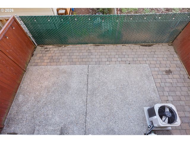 162 ALLI Ct, Gladstone, OR 97027