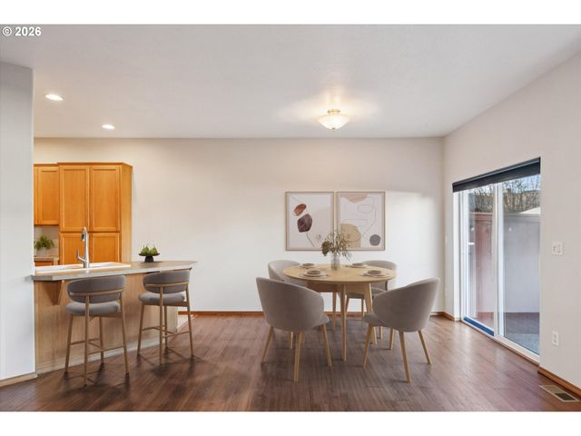 162 ALLI Ct, Gladstone, OR 97027