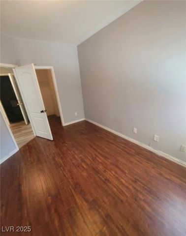 7349 Dolphine Crest Avenue, Las Vegas, NV 89129