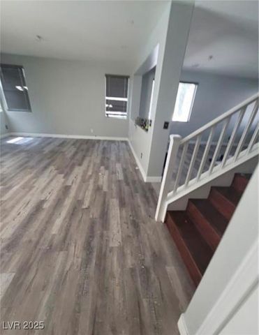 7349 Dolphine Crest Avenue, Las Vegas, NV 89129