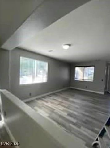 7349 Dolphine Crest Avenue, Las Vegas, NV 89129