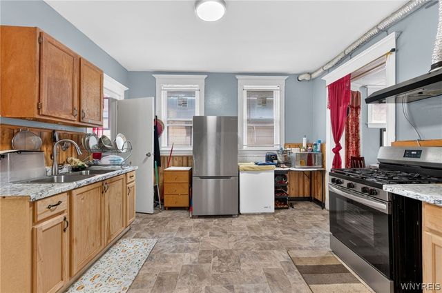 400 Winslow Avenue, Buffalo, NY 14211