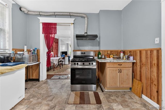400 Winslow Avenue, Buffalo, NY 14211