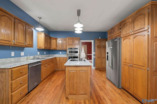 3315 Wyeth Drive, Guntersville, AL 35976