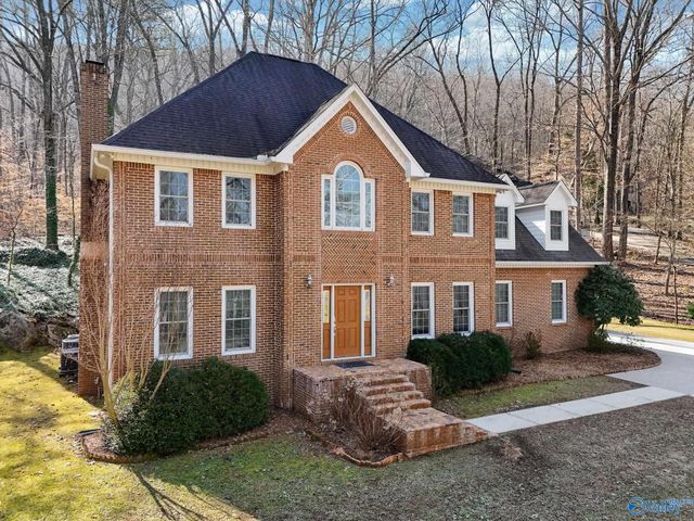 3315 Wyeth Drive, Guntersville, AL 35976