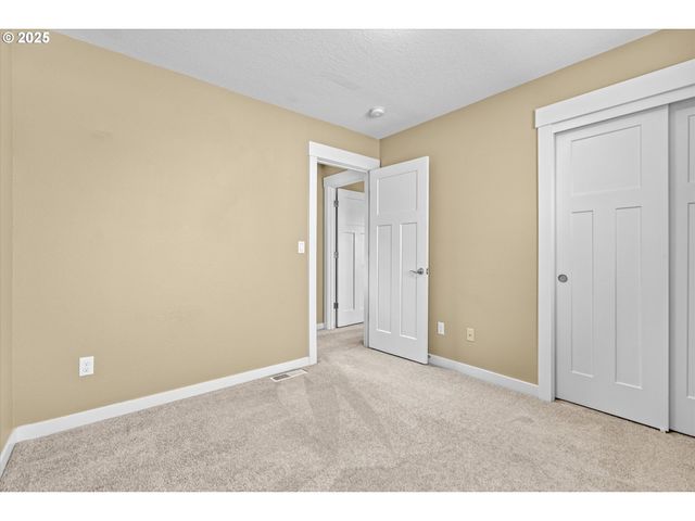 7422 N WILLIAMS Ave, Portland, OR 97217