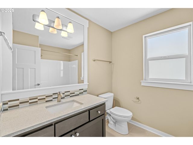 7422 N WILLIAMS Ave, Portland, OR 97217