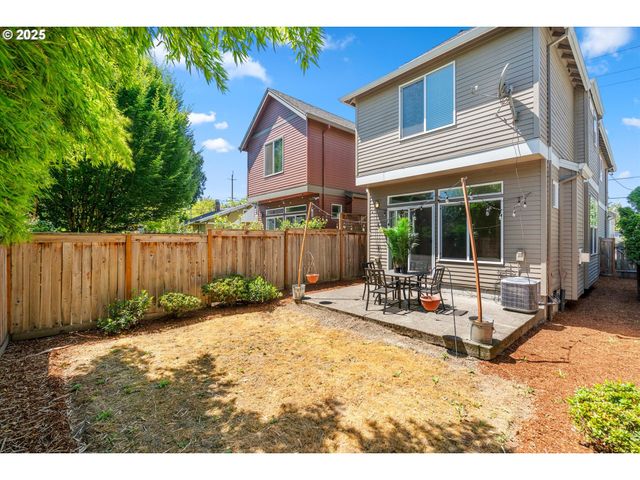 7422 N WILLIAMS Ave, Portland, OR 97217